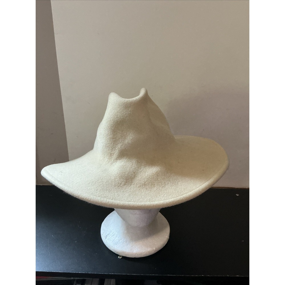 goorin bros hat fedora Beige Approximately 19.5" STAINED
